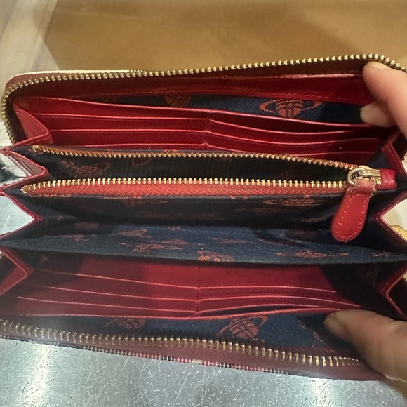 Vivienne Westwood Tartan Wallet with Gold Logo - Picture 3 of 5